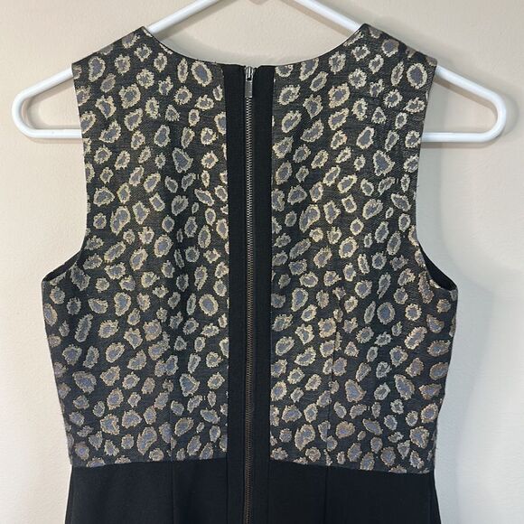 Beautiful Ann Taylor Fitted Dress ~Metallic Leopard Print - Picture 3 of 8